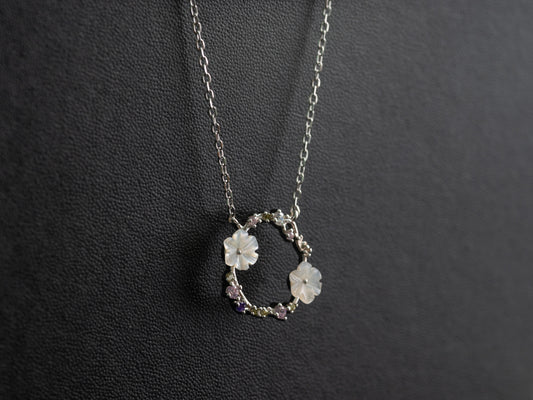 Blossom Necklace – Silver Edition